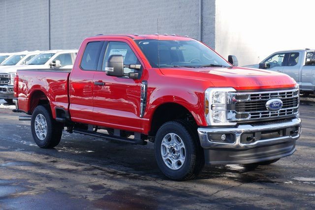 New 2026 Ford F250 XLT w/ FX4 Off-Road Package image 5