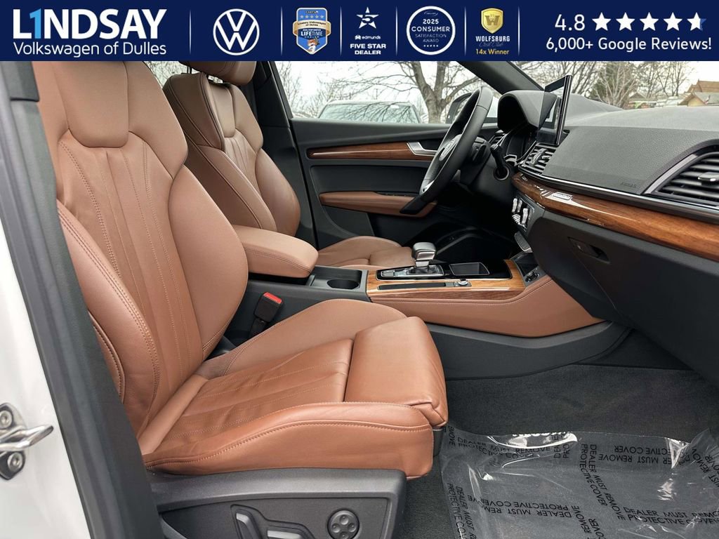 Used 2023 Audi Q5 e Premium Plus w/ Premium Plus Package image 11