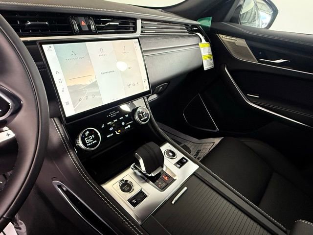 New 2026 Jaguar F-PACE R-Dynamic S image 25
