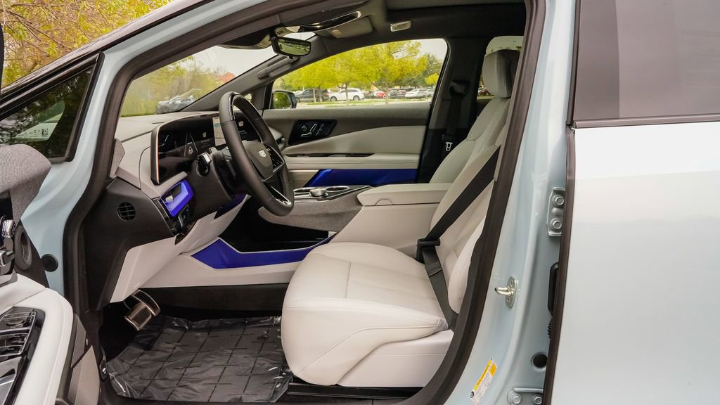 New 2026 Cadillac Optiq Sport 2 image 13