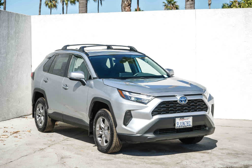 Used 2024 Toyota RAV4 XLE w/ Convenience Package AWD/4WD image 3