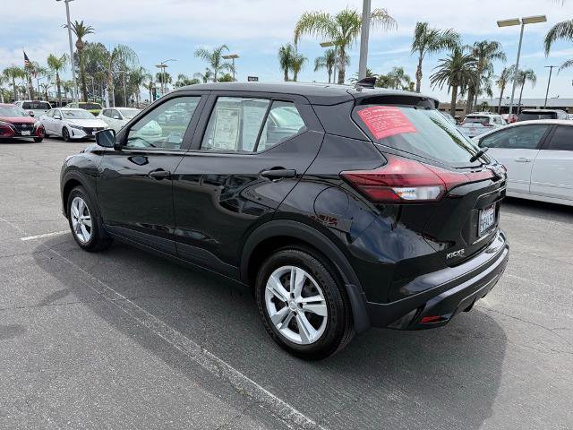 Certified 2025 Nissan Kicks Play S FWD image 4