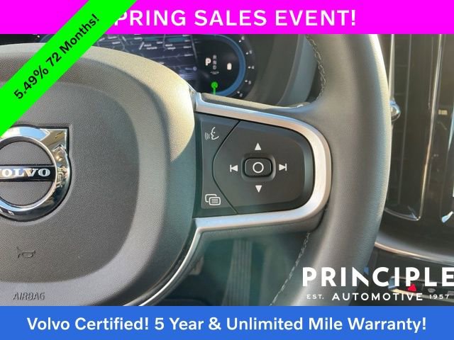 Certified 2025 Volvo XC60 B5 Core image 23