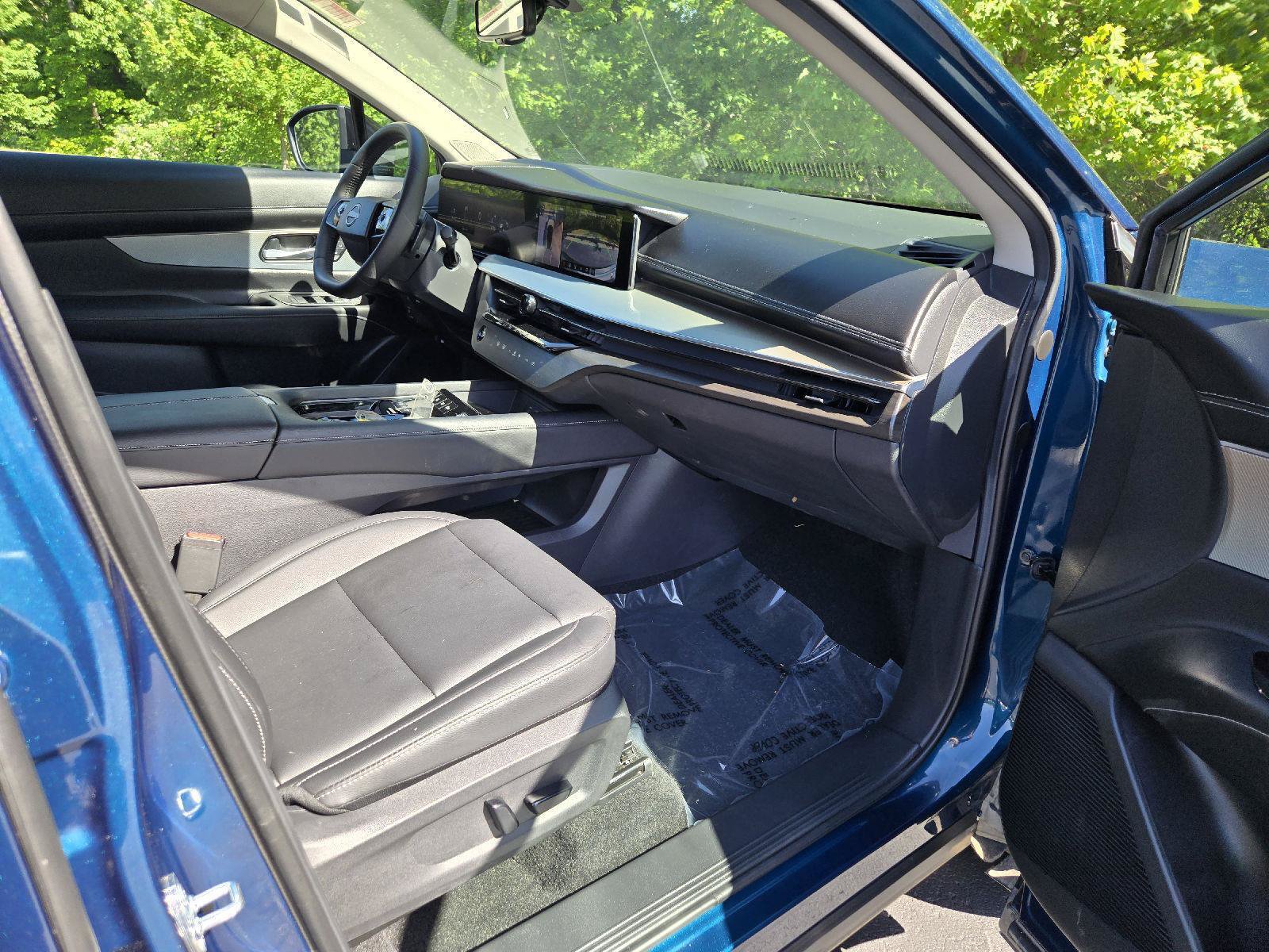 Used 2025 Nissan Murano SL w/ Cargo Package AWD/4WD image 24