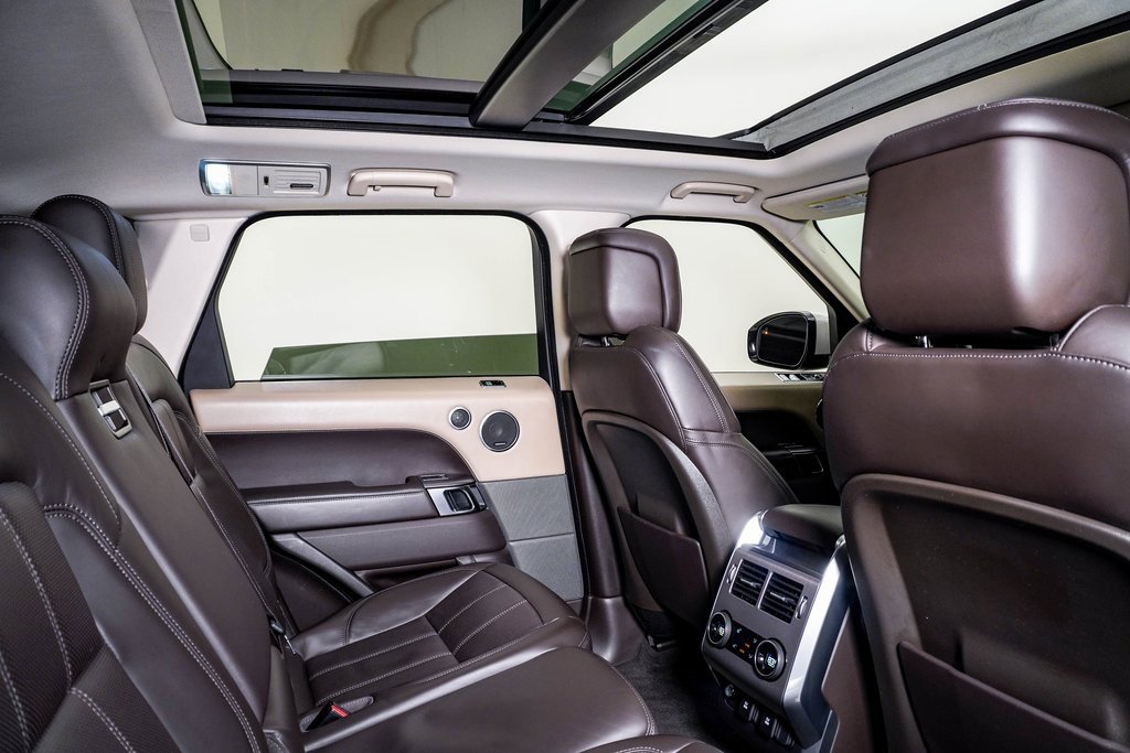 Used 2019 Land Rover Range Rover Sport HSE image 16