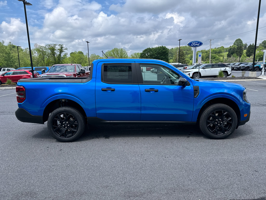 New 2025 Ford Maverick XLT w/ Black Appearance Package image 24