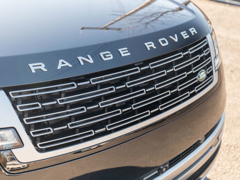 New 2026 Land Rover Range Rover SE image 15