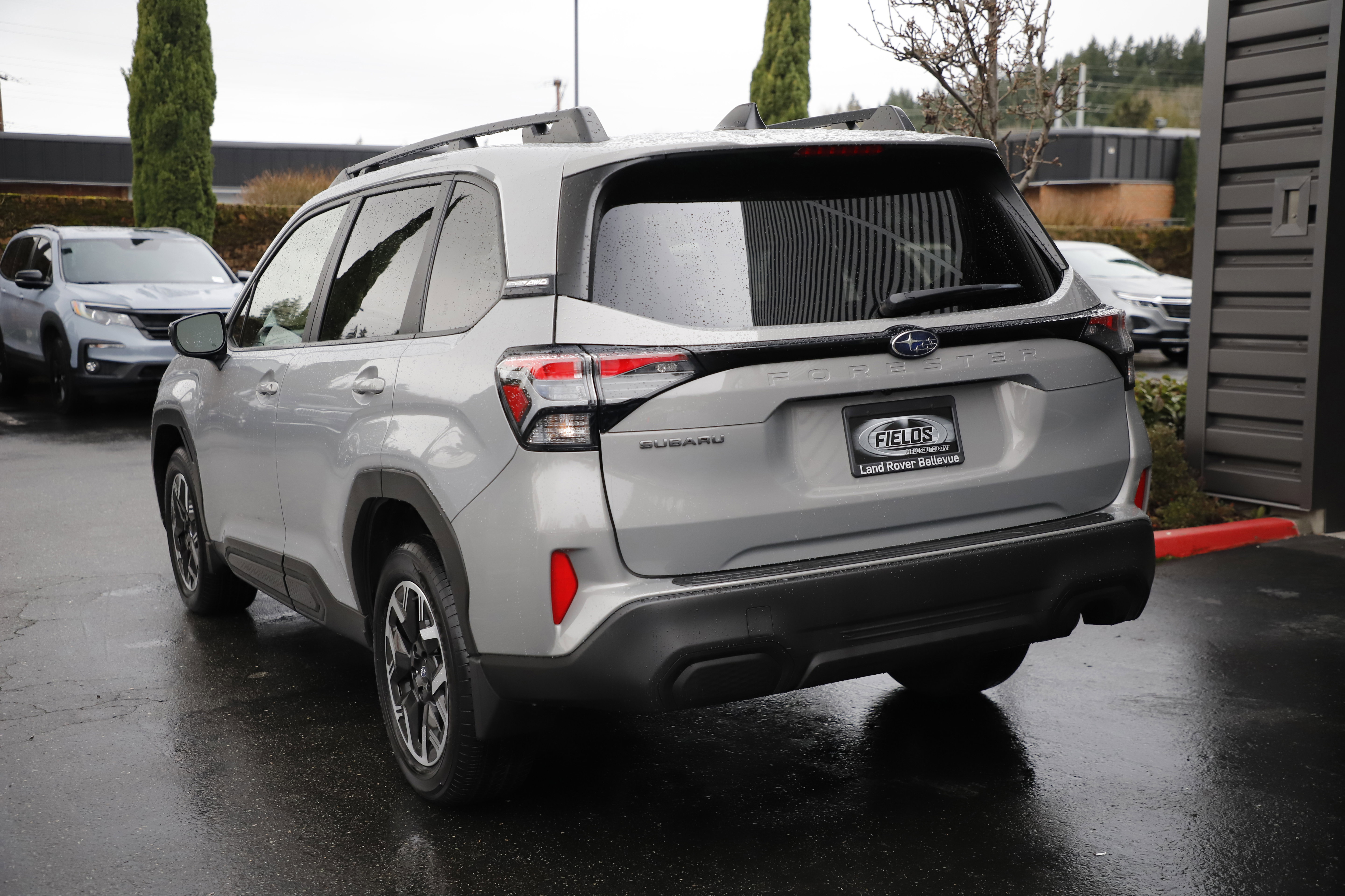 Used 2025 Subaru Forester Premium w/ Convenience Package #1 image 6