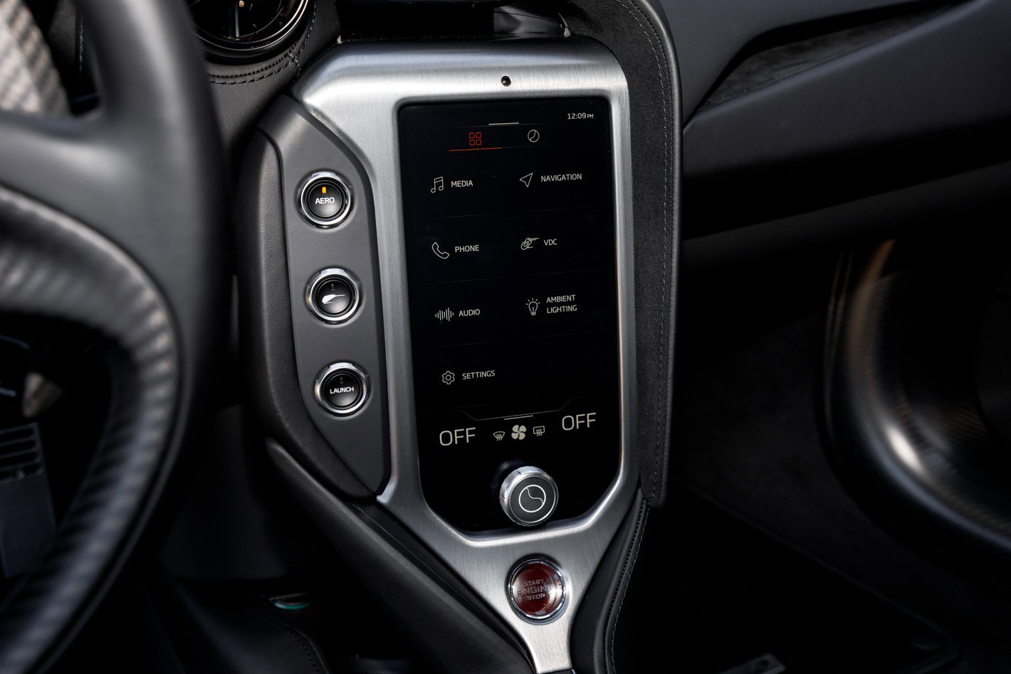 Used 2024 McLaren 750S image 25