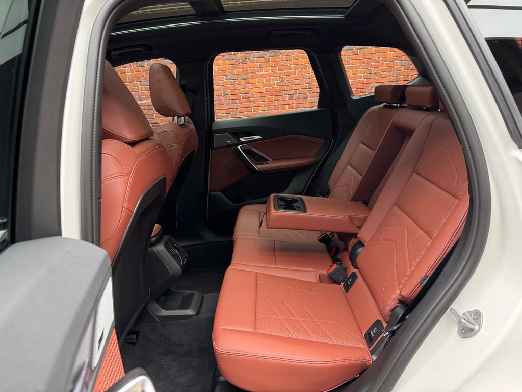 Used 2026 BMW X1 xDrive28i w/ Technology Package AWD/4WD image 25