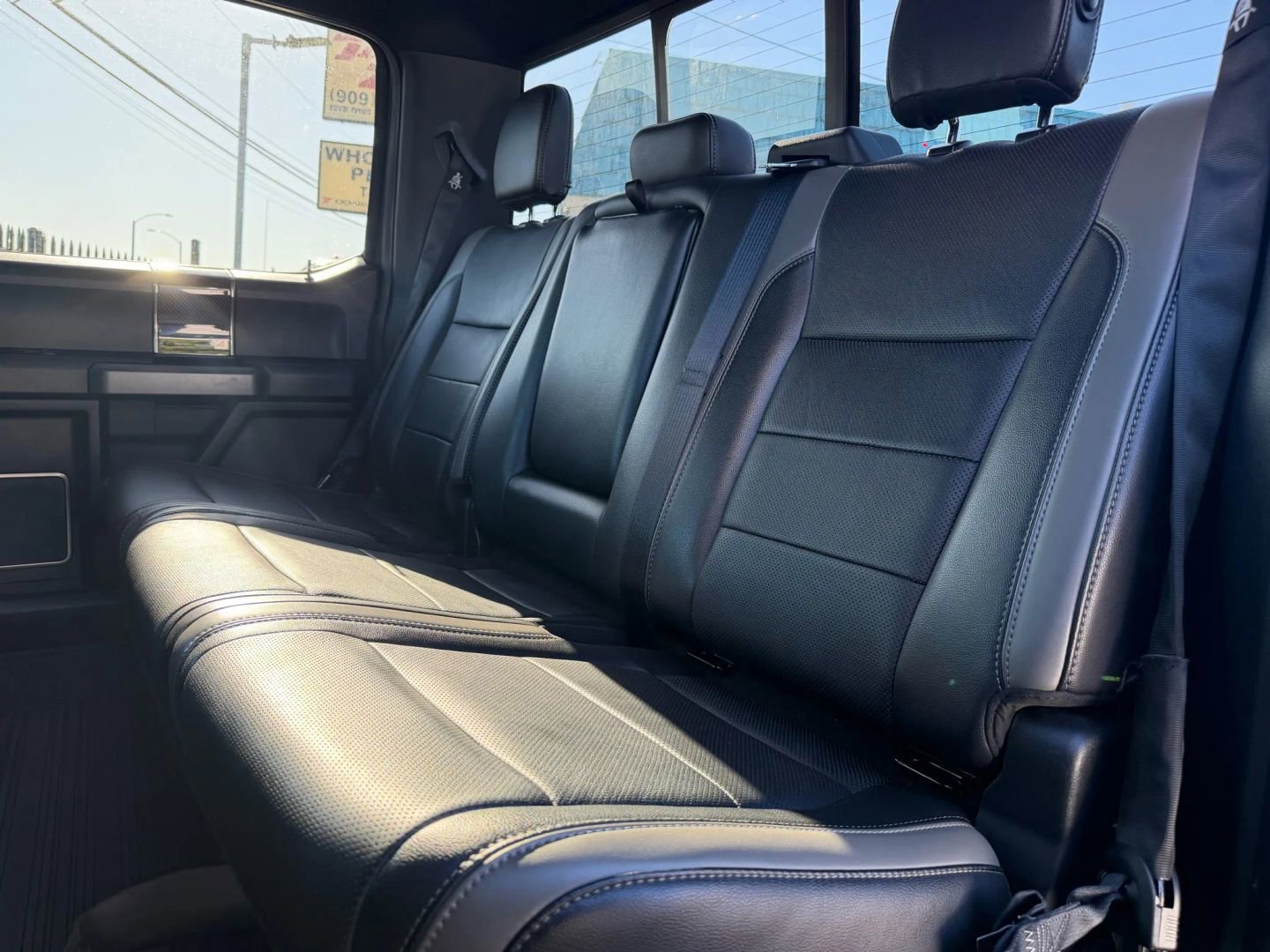 Used 2018 Ford F150 Raptor w/ Equipment Group 802A Luxury AWD/4WD image 15