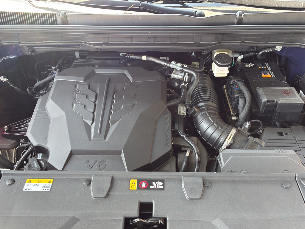 New 2026 Kia Carnival FWD image 41