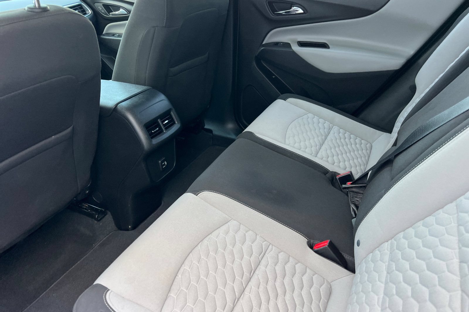 Used 2019 Chevrolet Equinox LT AWD/4WD image 9