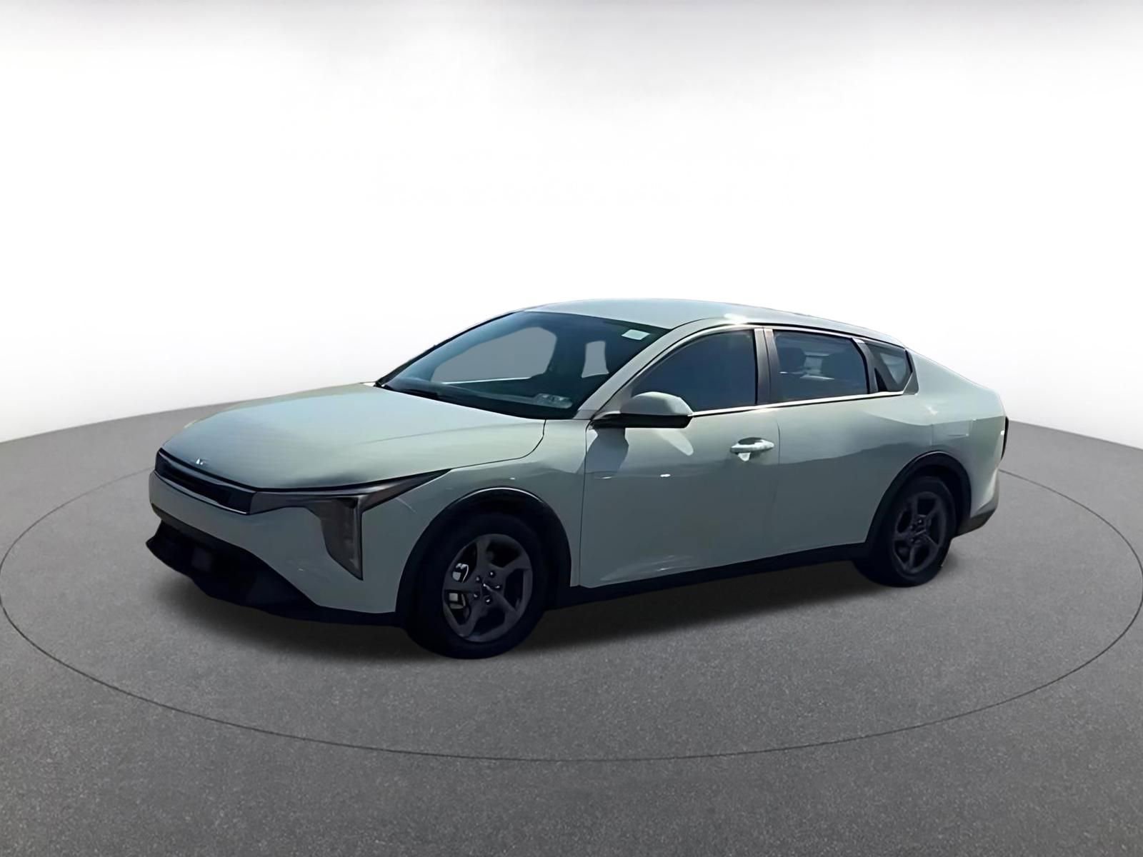 Used 2025 Kia K4 FWD image 5