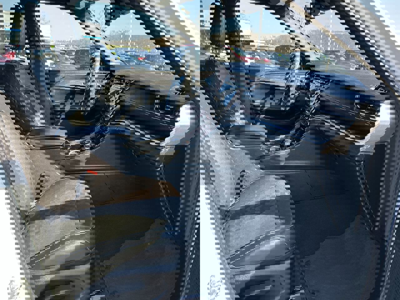 Used 2023 Jeep Grand Cherokee L Laredo image 14