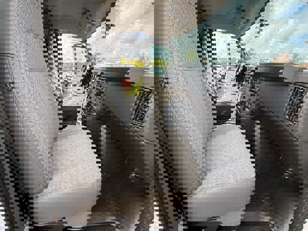 New 2025 Chevrolet Express 2500 w/ Driver Convenience Package image 27