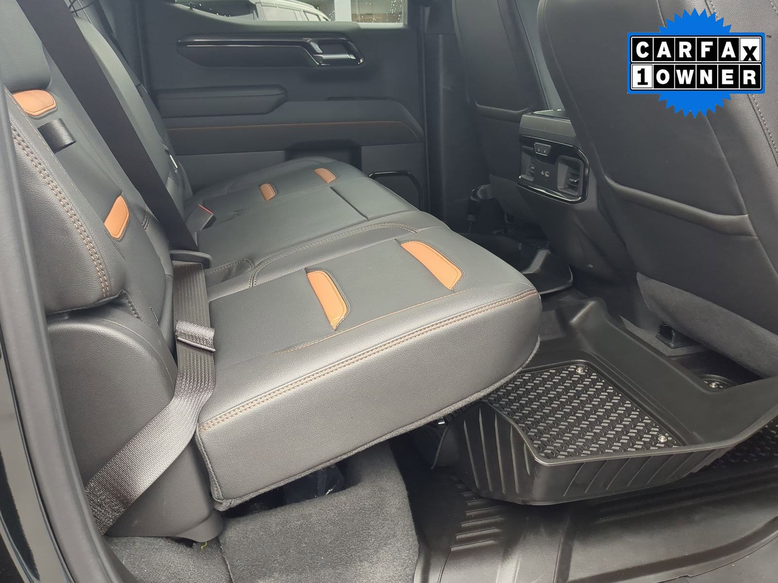 Used 2024 GMC Sierra 1500 AT4 w/ Technology Package image 26