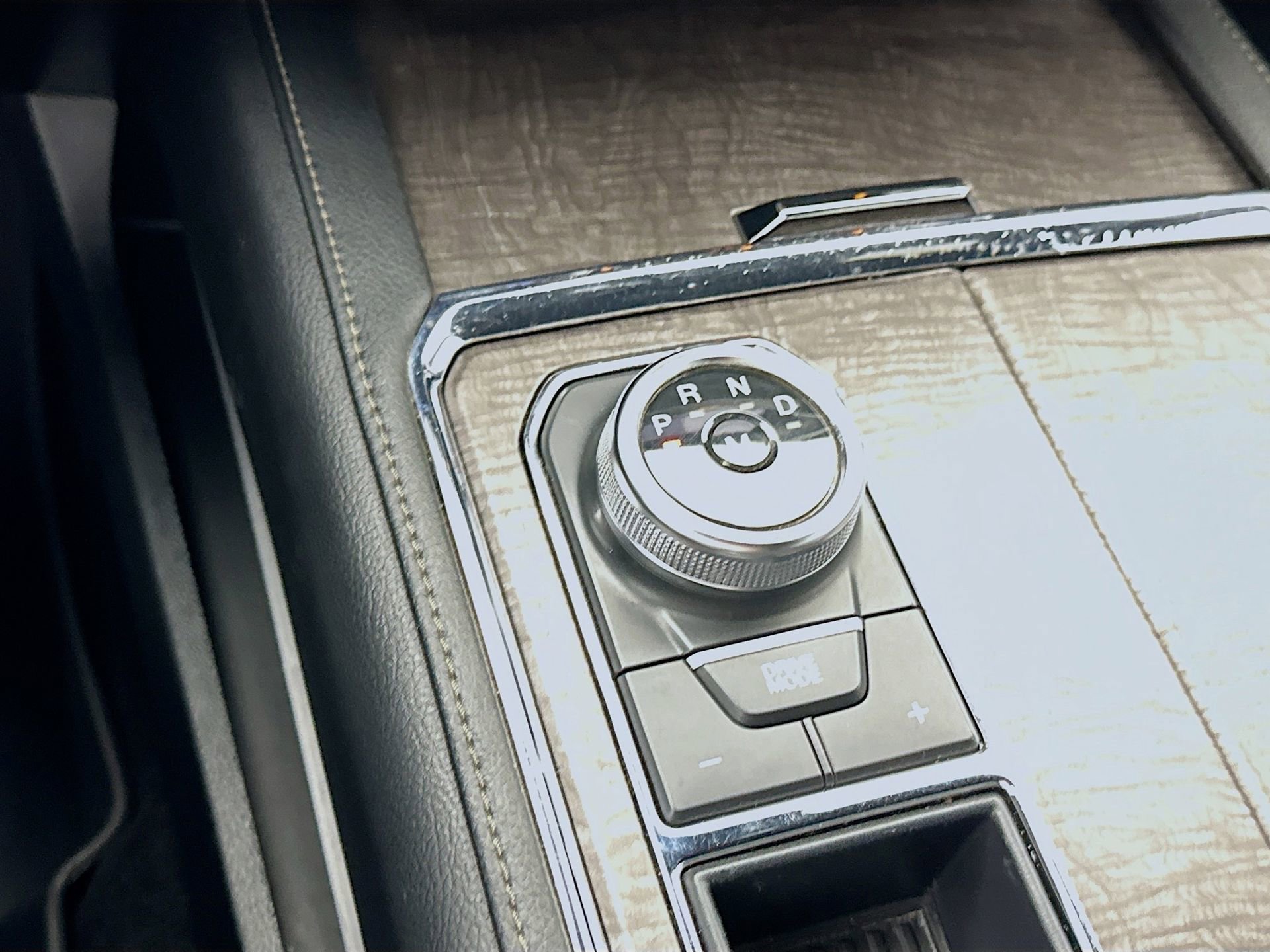 Used 2021 Ford Expedition Limited image 18