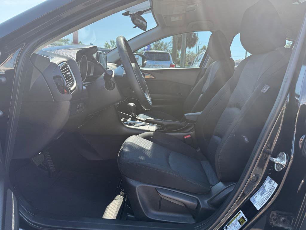 Used 2016 MAZDA MAZDA3 i Sport w/ Preferred Equipment Package image 12