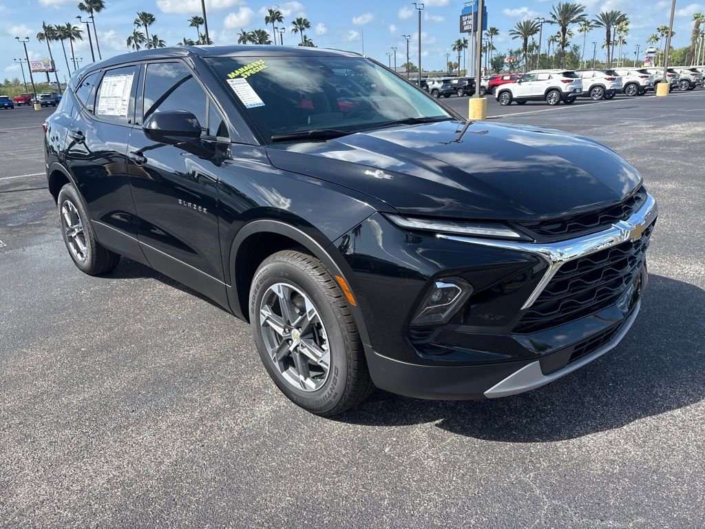 New 2024 Chevrolet Blazer LT w/ Driver Confidence Package image 7