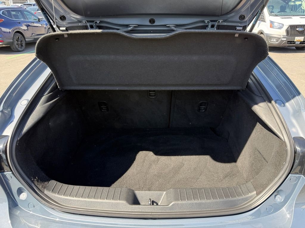 Used 2022 MAZDA MAZDA3 s image 26