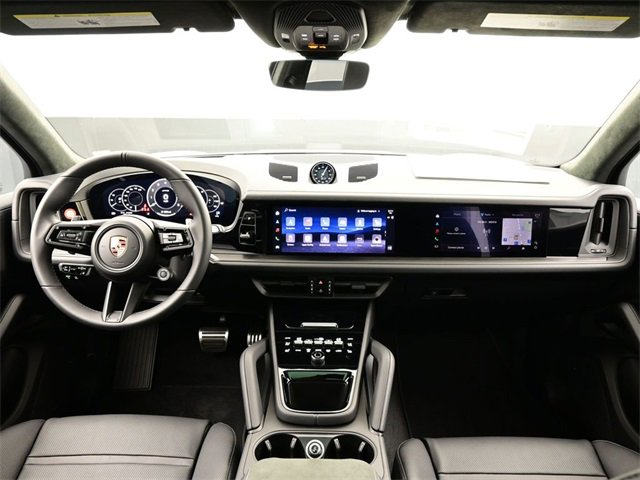 New 2026 Porsche Cayenne GTS image 24