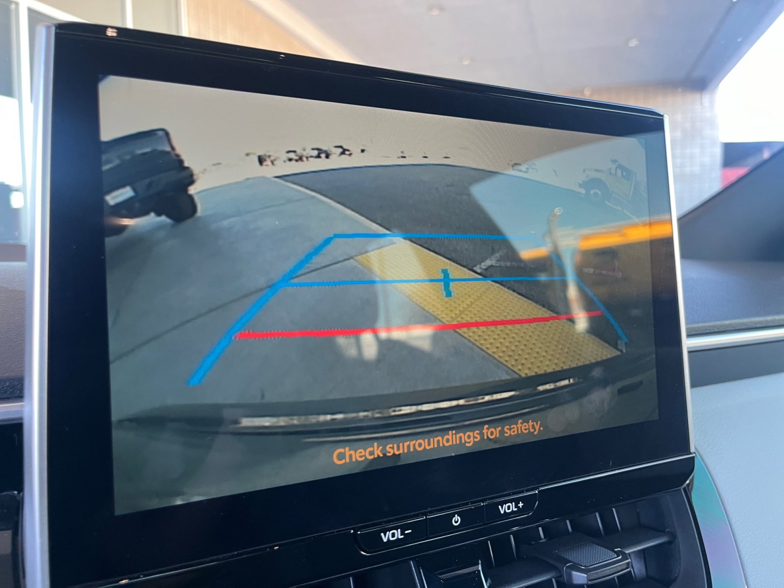 Used 2025 Toyota Corolla SE image 28