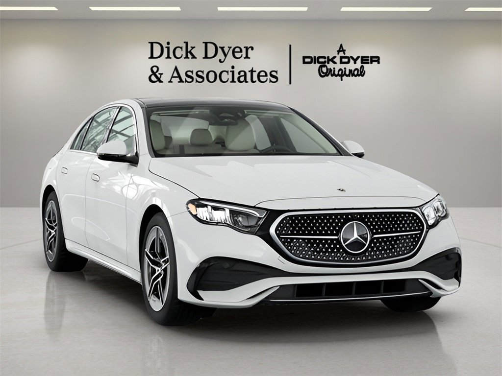 Used 2025 Mercedes-Benz E 350 Sedan image 33