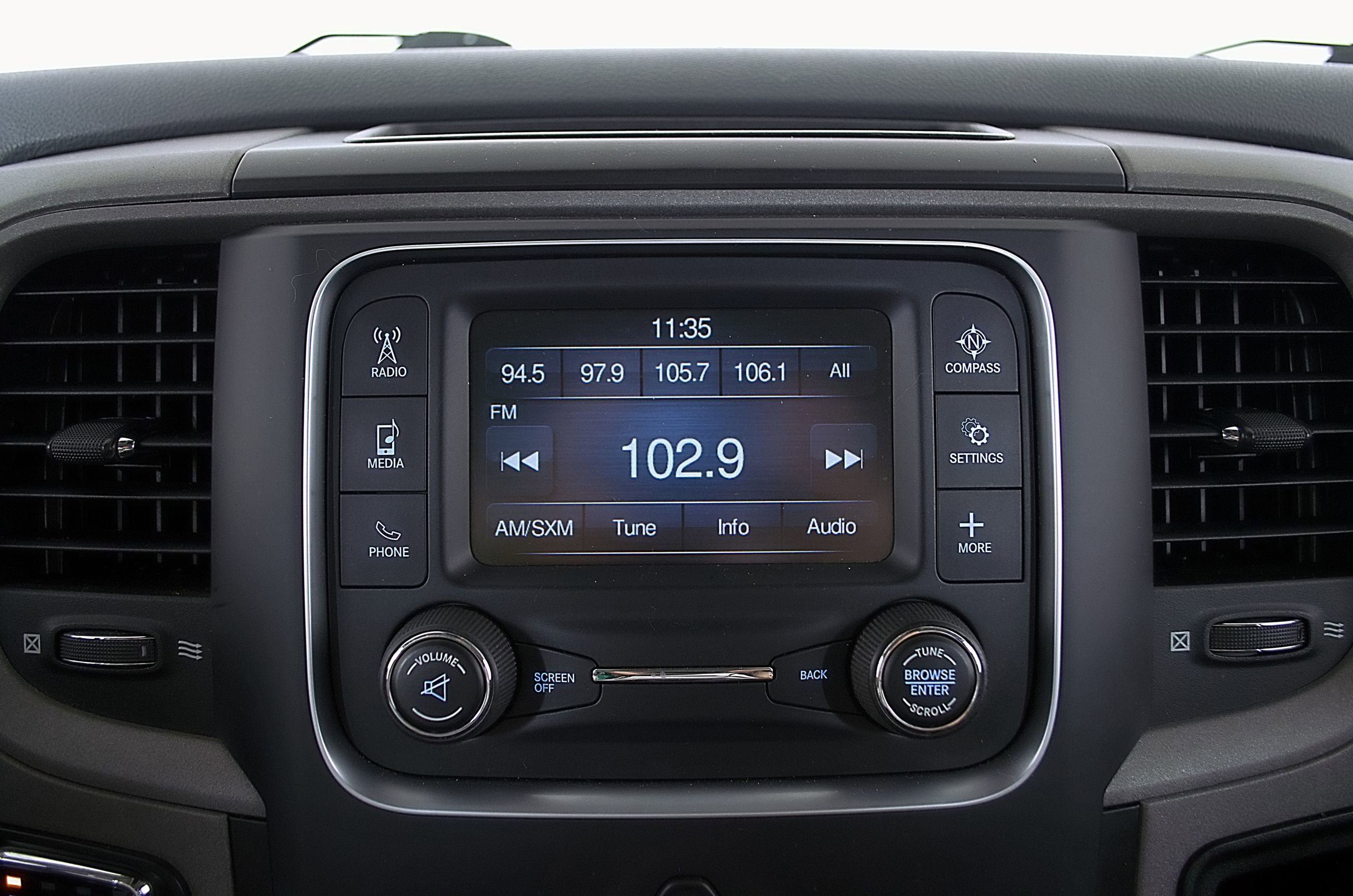 Used 2018 RAM 1500 Express w/ Express Value Package AWD/4WD image 17