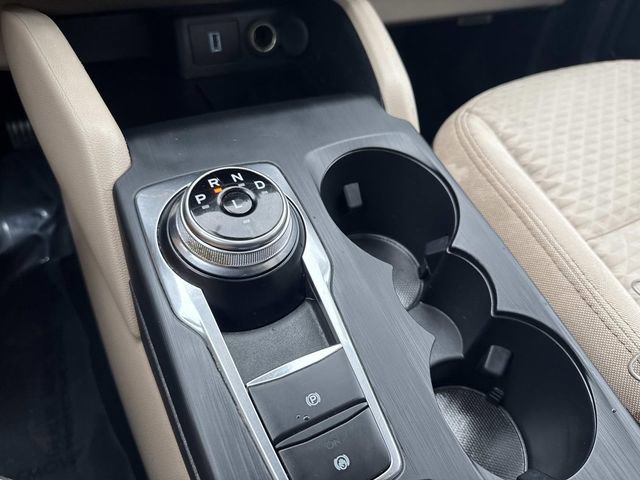 Used 2020 Ford Escape SE image 30