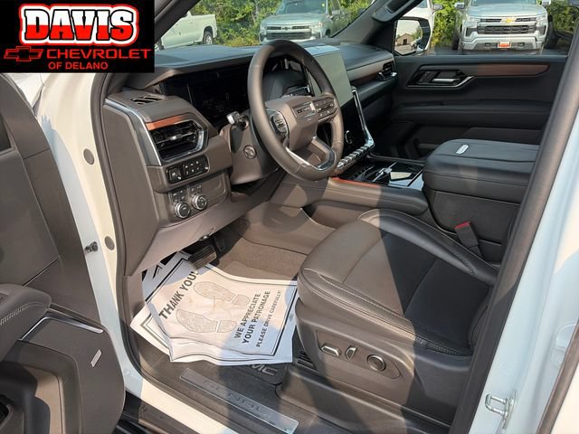 Used 2025 GMC Yukon XL Denali AWD/4WD image 16