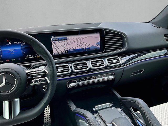 Certified 2025 Mercedes-Benz GLE 450e 4MATIC image 8