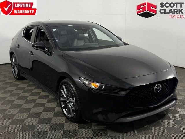 Used 2019 MAZDA MAZDA3 AWD Hatchback w/ Preferred Pkg image 1