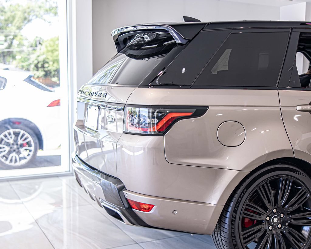 Used 2022 Land Rover Range Rover Sport HSE Dynamic AWD/4WD image 12