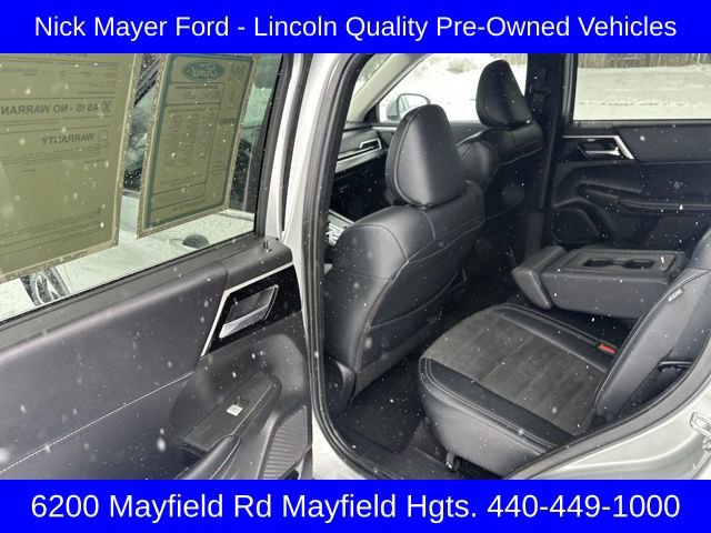 Used 2024 Mitsubishi Outlander image 24