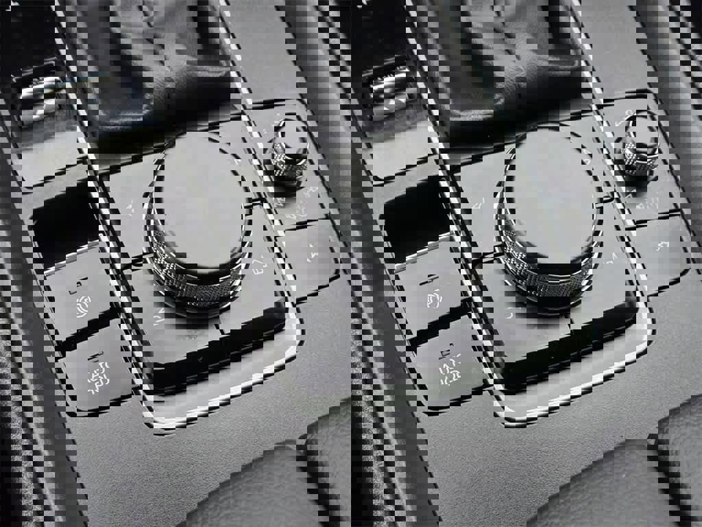 Used 2024 MAZDA CX-50 AWD 2.5 S w/ Preferred Package image 18