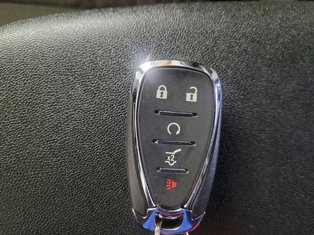 Used 2023 Chevrolet Equinox LT AWD/4WD image 32