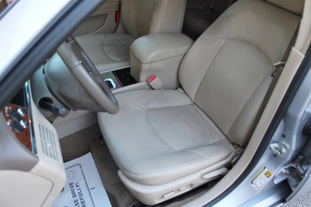 Used 2005 Buick LaCrosse CXL w/ Gold Convenience Package FWD image 23