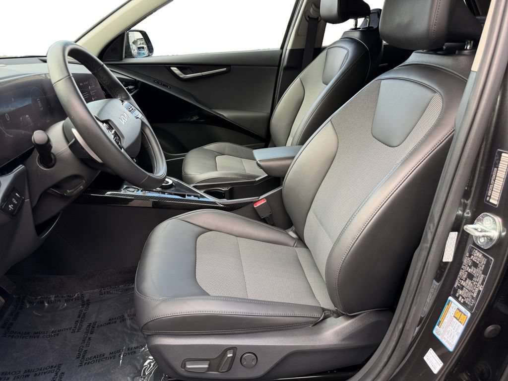 Used 2023 Kia Niro Wind w/ Wind Preserve Package FWD image 16