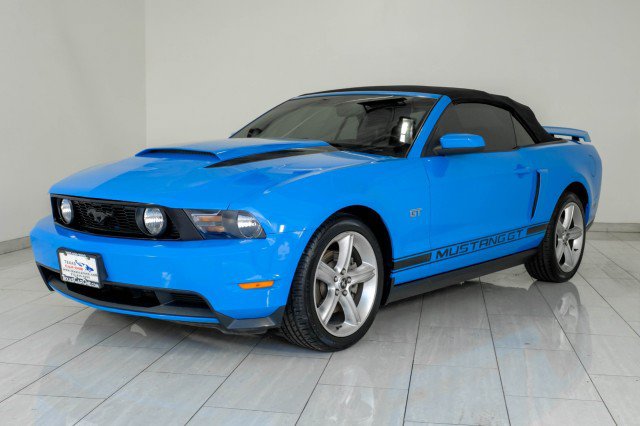Used 2010 Ford Mustang GT Premium RWD image 5
