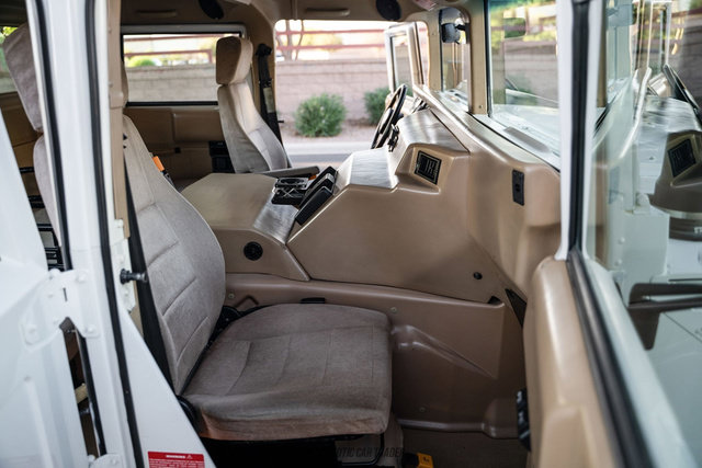 Used 1994 HUMMER H1 4-Door Hard Top AWD/4WD image 29