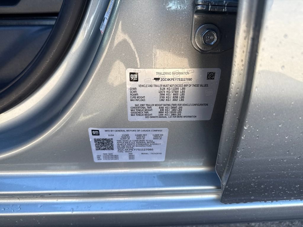 Used 2025 Chevrolet Silverado 2500 LTZ w/ LTZ Premium Package image 31