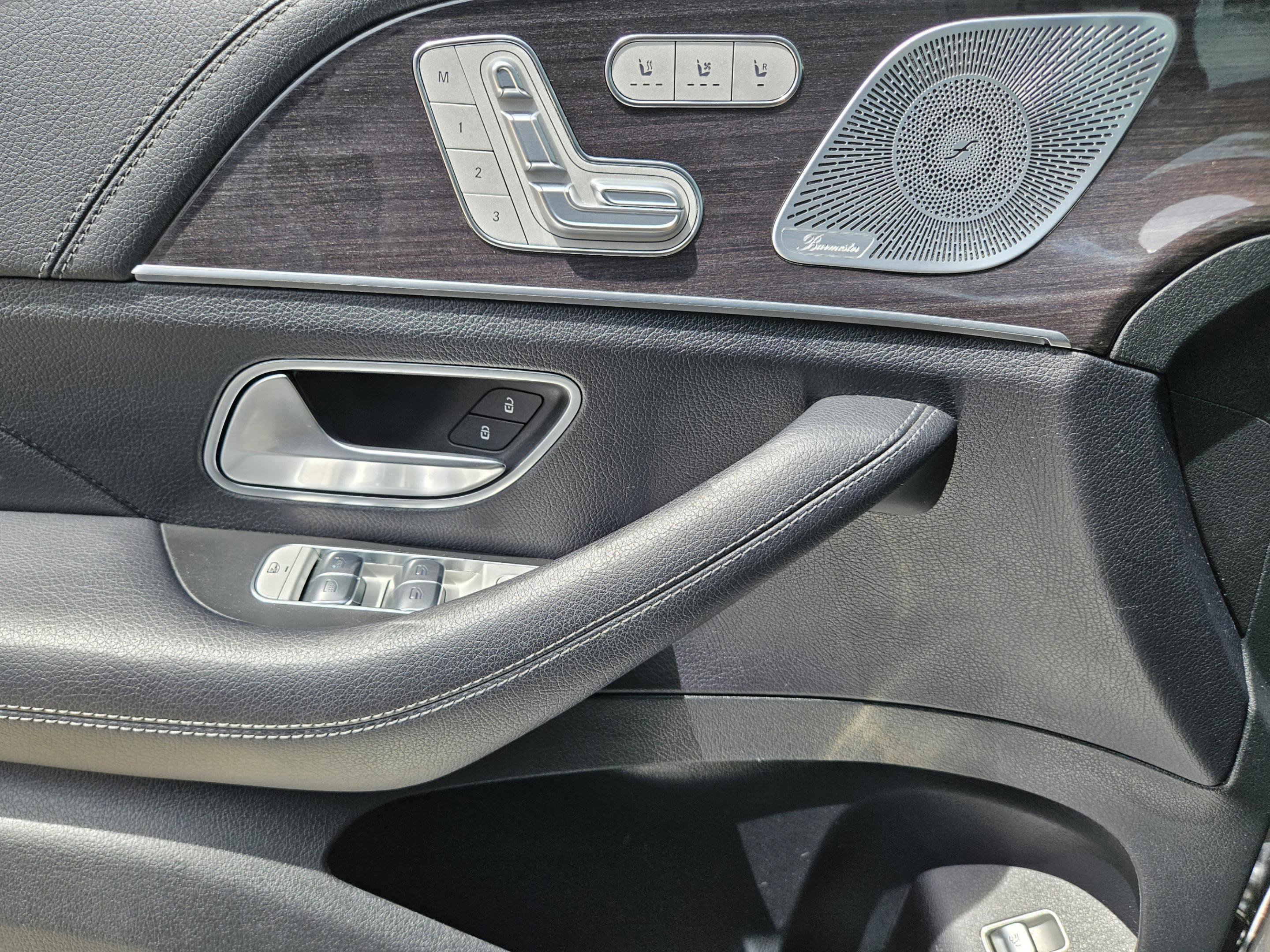 Used 2020 Mercedes-Benz GLS 450 4MATIC image 15