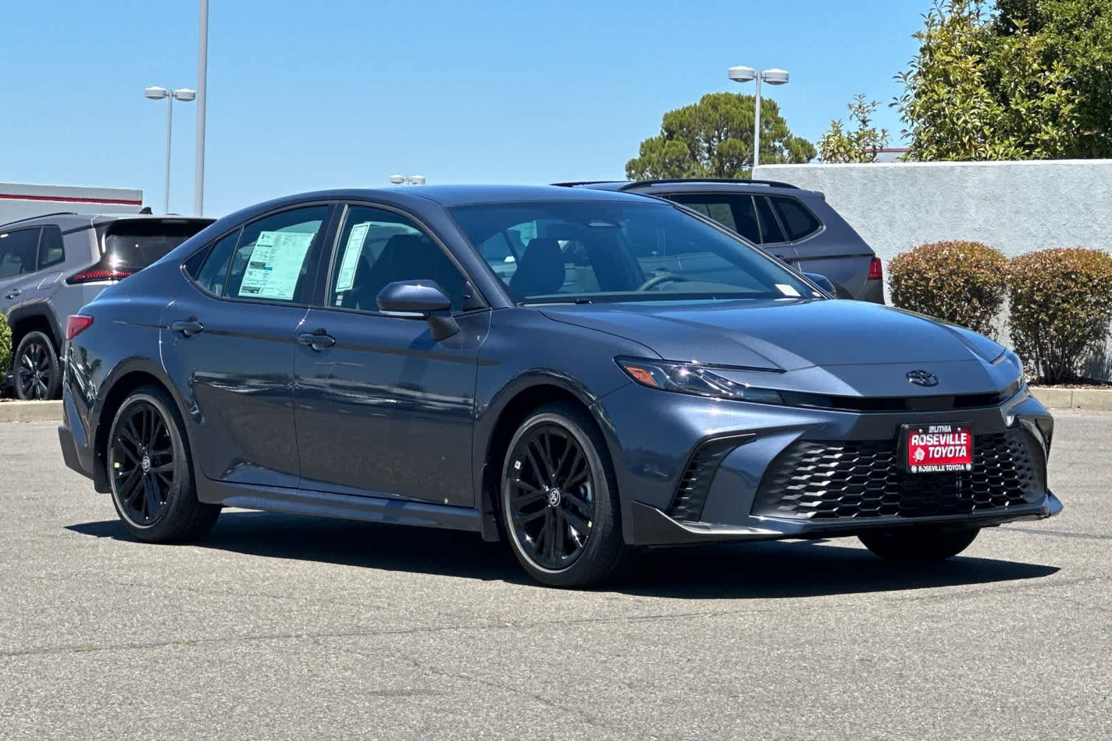 New 2026 Toyota Camry SE w/ Convenience Package FWD image 9