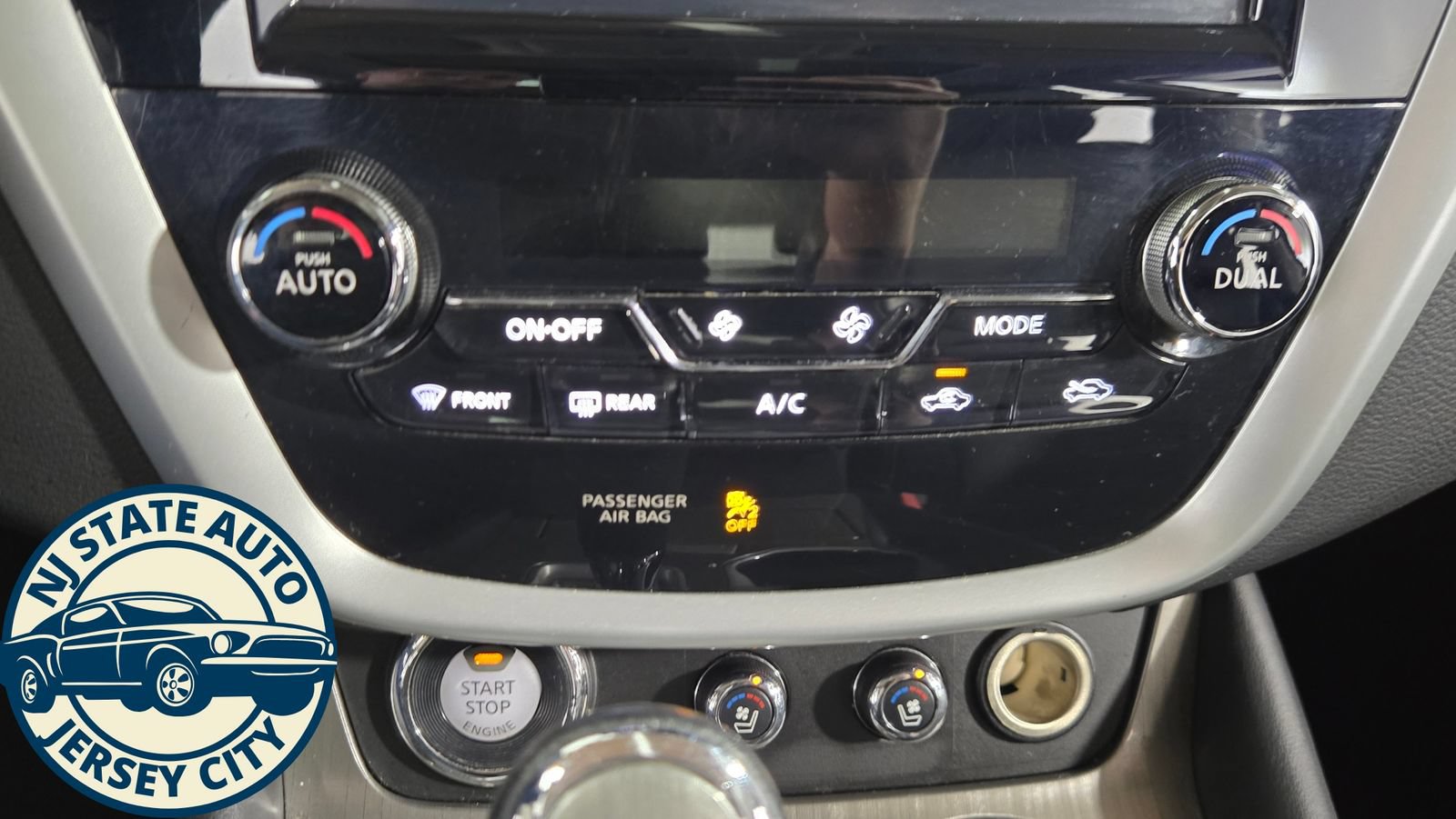 Used 2017 Nissan Murano Platinum w/ Platinum Technology Package AWD/4WD image 15