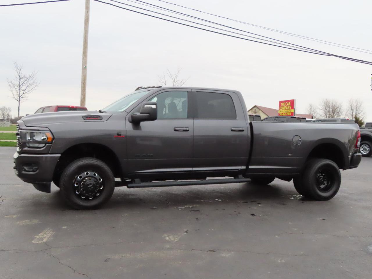 Used 2024 RAM 3500 Big Horn w/ Night Edition image 2