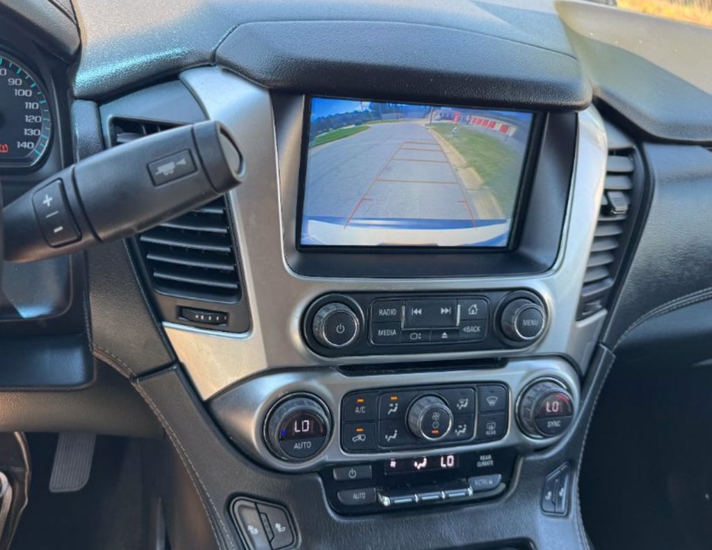 Used 2018 Chevrolet Suburban LT AWD/4WD image 5