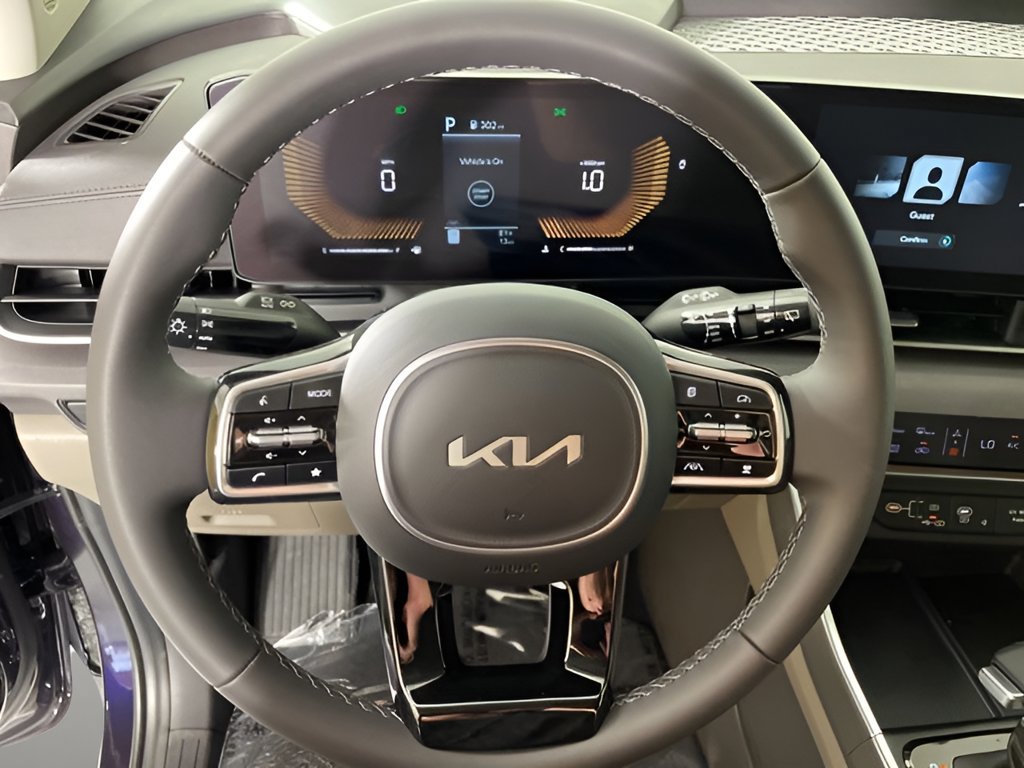 New 2026 Kia Carnival EX FWD image 42