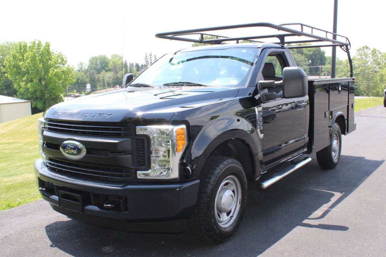 Used 2017 Ford F250 XL RWD image 4