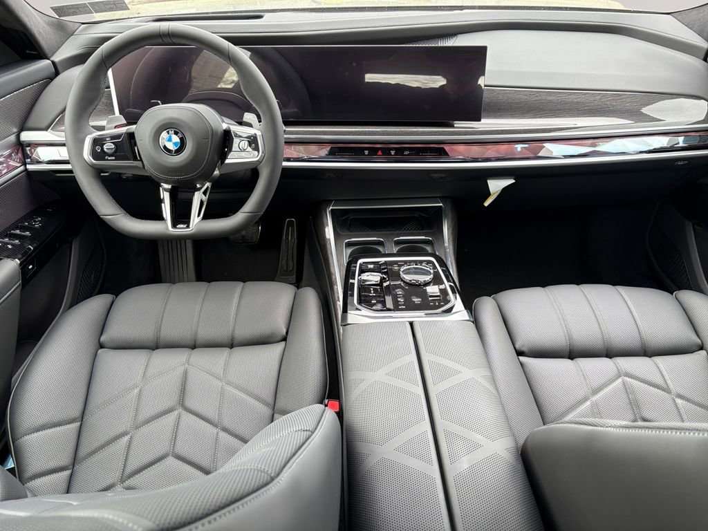 New 2026 BMW 740i xDrive image 10